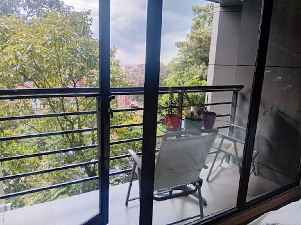 Apartamento de 2 alcobas en venta en Los Rosales, Bogotá, 125 m² · foto 14 de 20