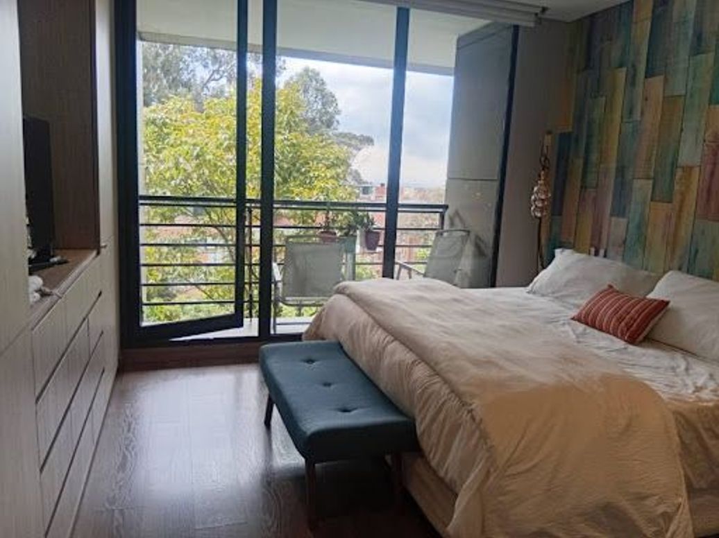 Apartamento de 2 alcobas en venta en Los Rosales, Bogotá, 125 m² · foto 17 de 20