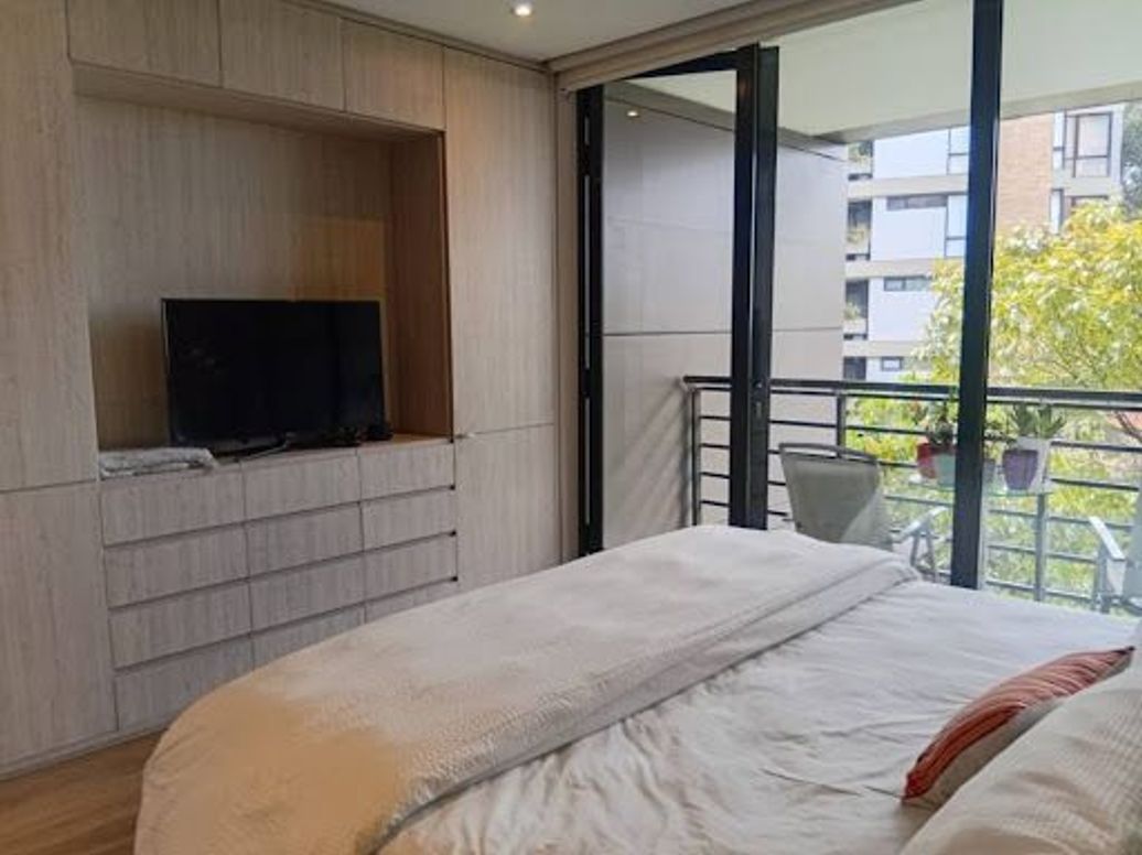 Apartamento de 2 alcobas en venta en Los Rosales, Bogotá, 125 m² · foto 16 de 20