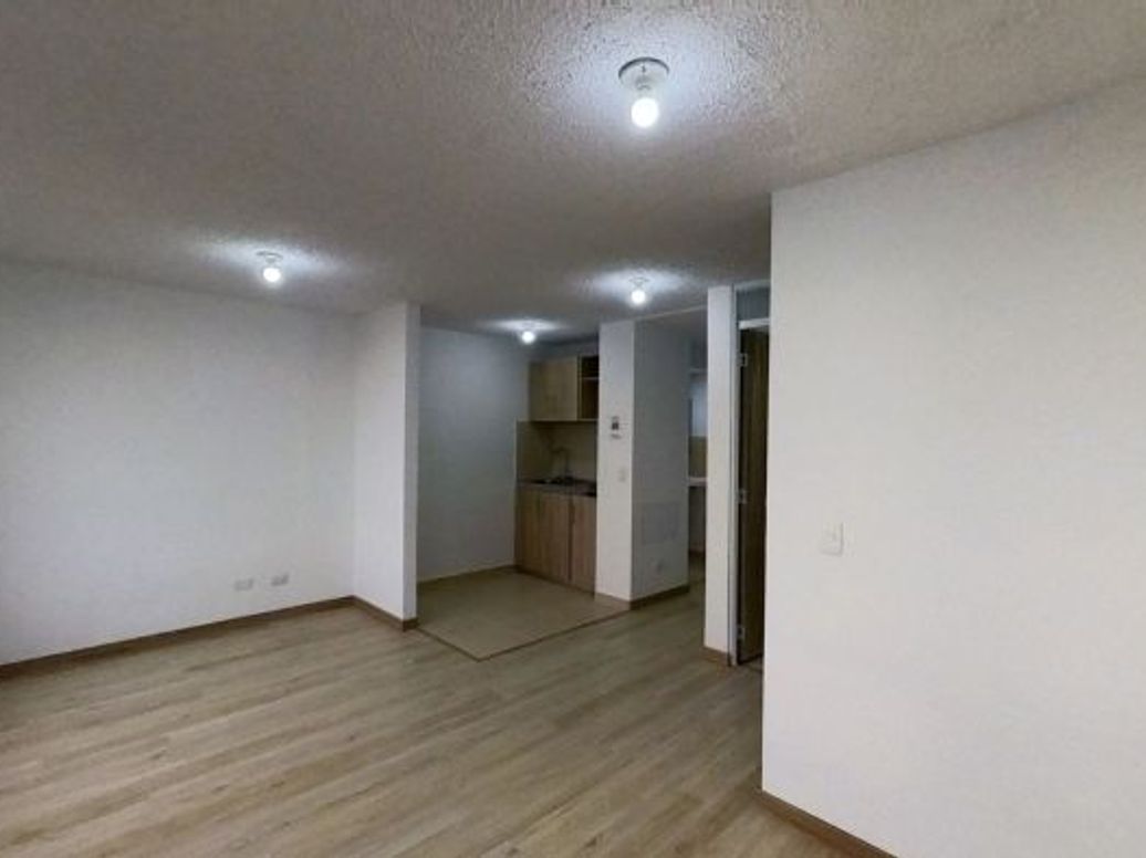 Apartaestudio en venta en Ricaurte, Bogotá, 35 m² · foto 3 de 11