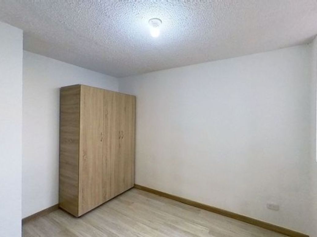 Apartaestudio en venta en Ricaurte, Bogotá, 35 m² · foto 8 de 11