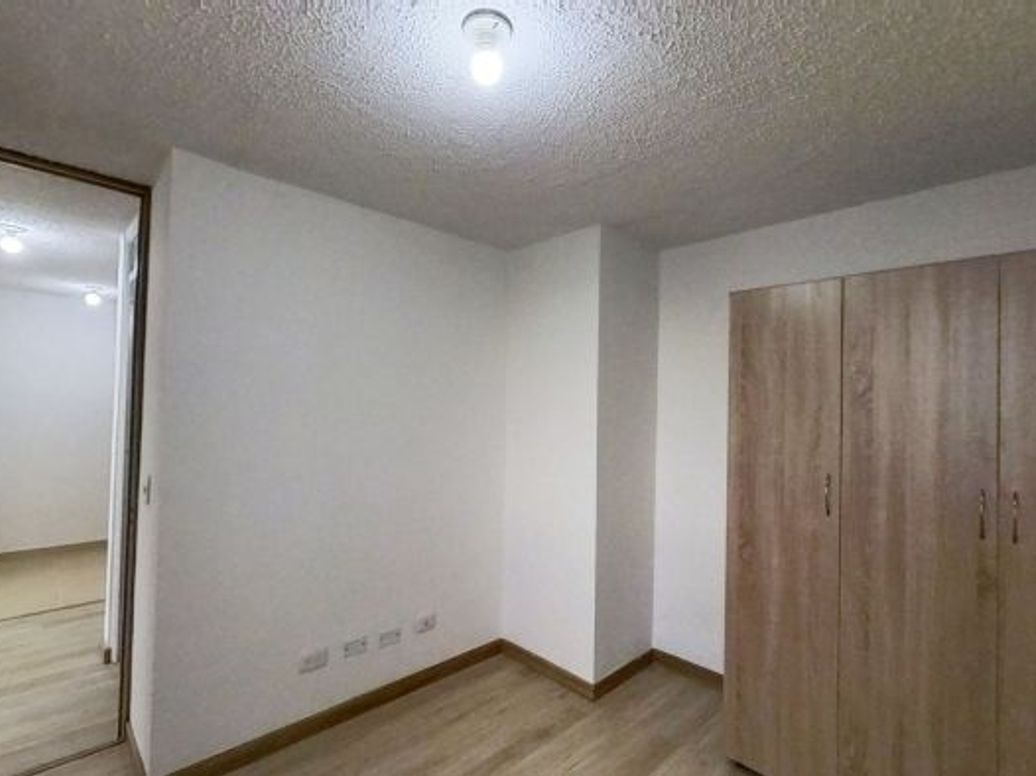 Apartaestudio en venta en Ricaurte, Bogotá, 35 m² · foto 11 de 11