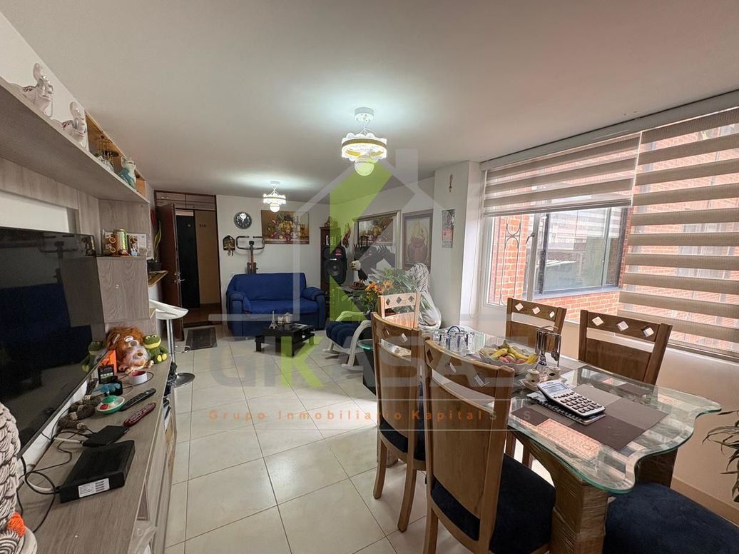 Apartamento de 2 alcobas en venta en Ub. Golconda, Bogotá, 56 m² · foto 2 de 9