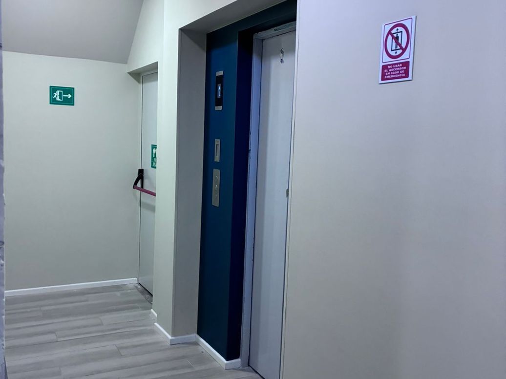 Apartaestudio en venta en Chapinero Sur Occidental, Bogotá, 32 m² · foto 9 de 18