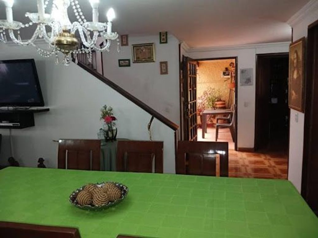 Casa de 4 alcobas en venta en Estrella Del Norte, Bogotá, 285 m² · foto 5 de 20