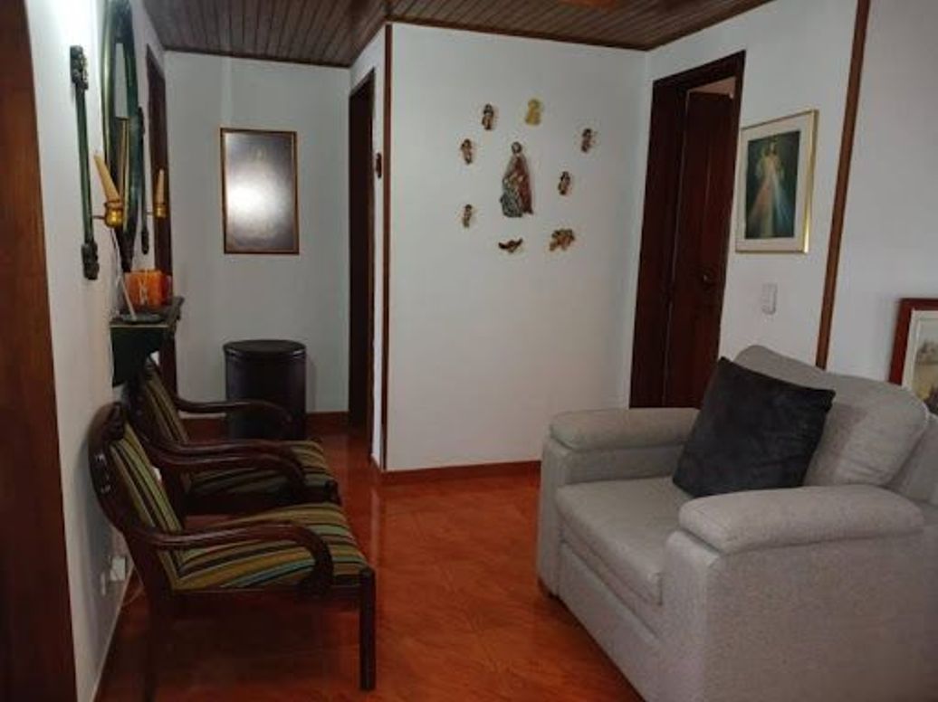 Casa de 4 alcobas en venta en Estrella Del Norte, Bogotá, 285 m² · foto 18 de 20