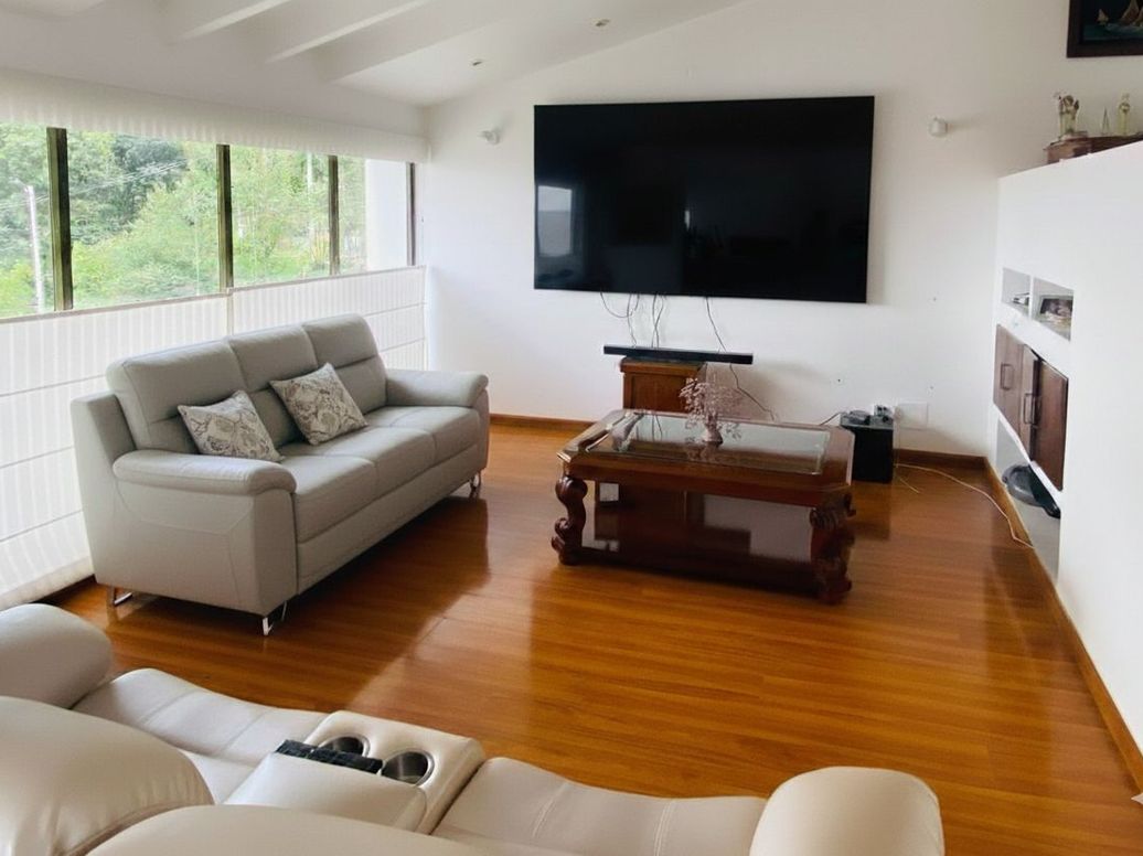 Casa de 3 alcobas en venta en Bosque De Pinos, Bogotá, 350 m² · foto 6 de 20