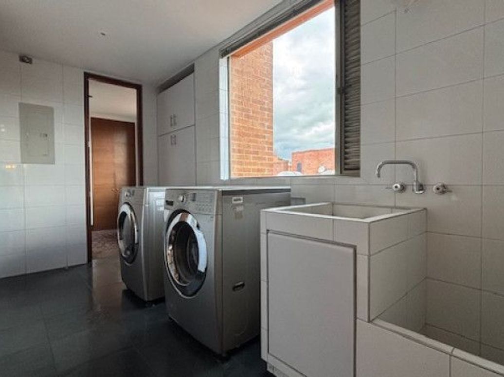 Apartamento de 4 alcobas en venta en El Nogal, Bogotá, 342 m² · foto 10 de 20