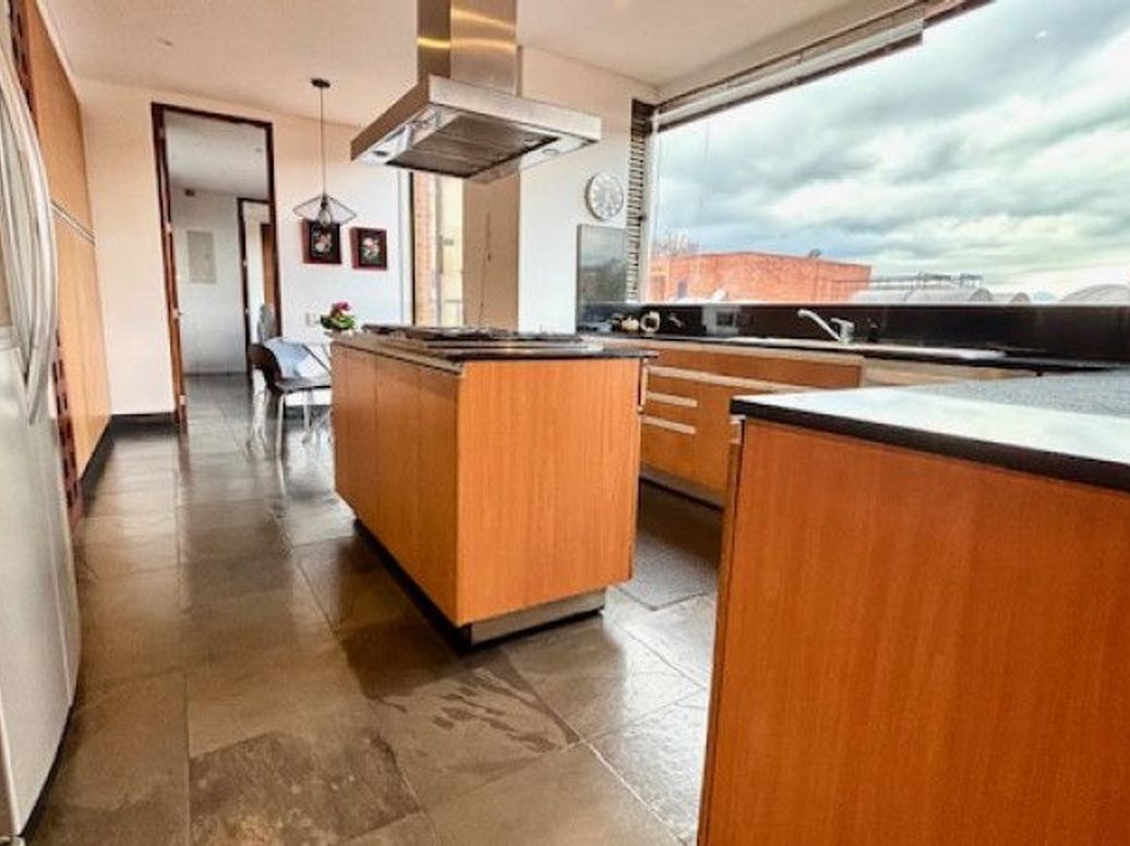 Apartamento de 4 alcobas en venta en El Nogal, Bogotá, 342 m² · foto 7 de 20
