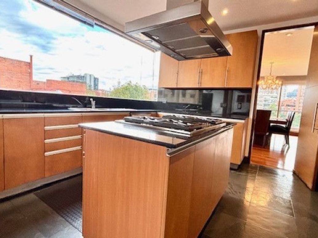 Apartamento de 4 alcobas en venta en El Nogal, Bogotá, 342 m² · foto 8 de 20
