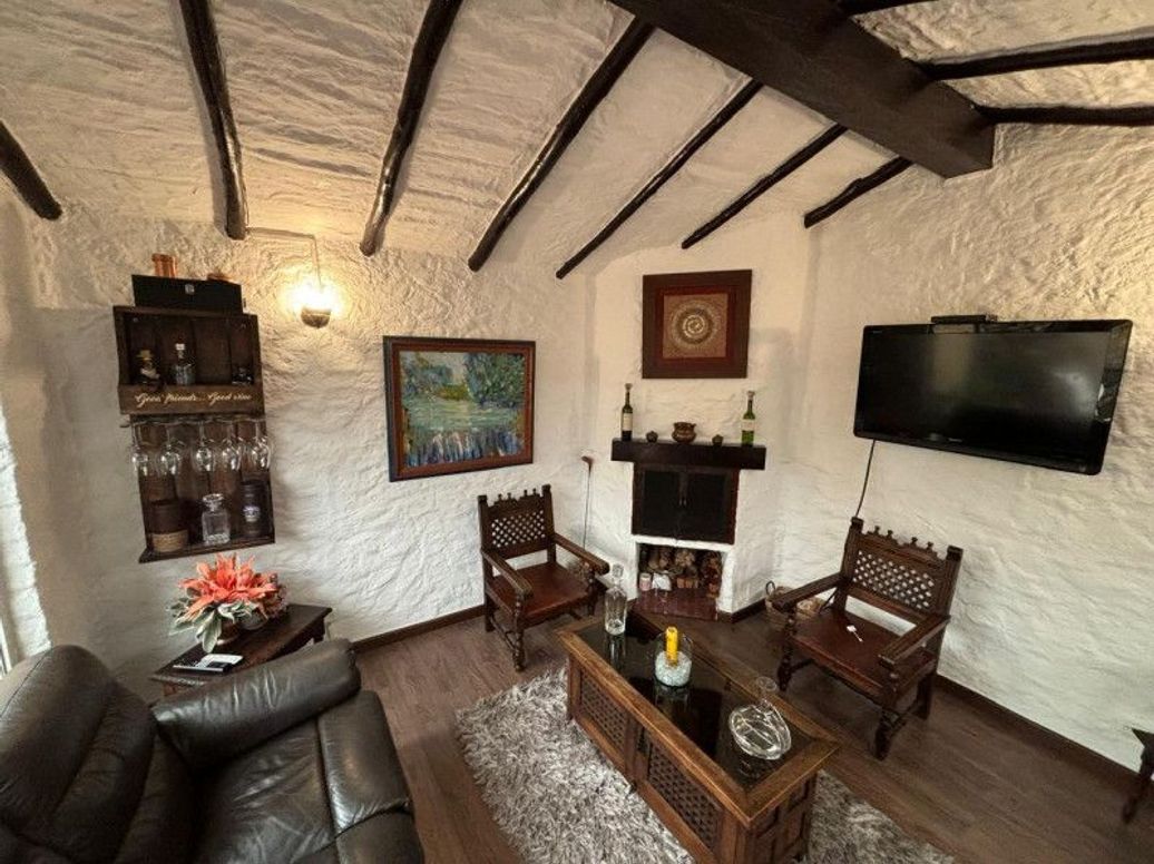 Casa de 4 alcobas en venta en Niza, Bogotá, 206 m² · foto 5 de 20