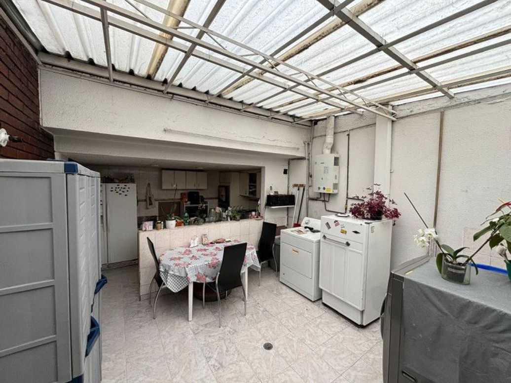 Casa de 4 alcobas en venta en Niza, Bogotá, 206 m² · foto 9 de 20