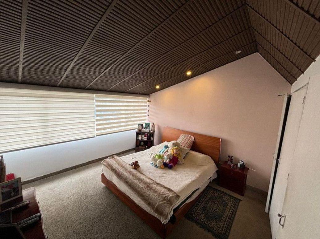 Casa de 4 alcobas en venta en Niza, Bogotá, 206 m² · foto 12 de 20