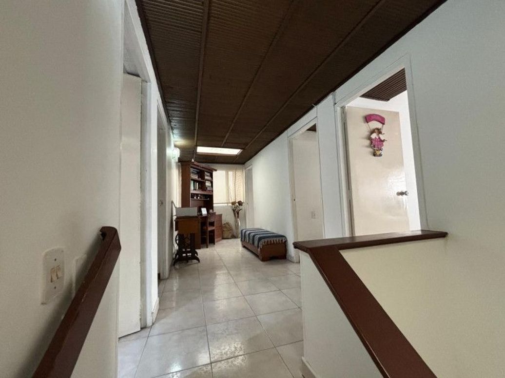 Casa de 4 alcobas en venta en Niza, Bogotá, 206 m² · foto 11 de 20