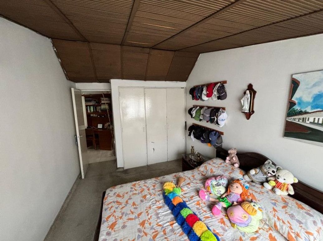 Casa de 4 alcobas en venta en Niza, Bogotá, 206 m² · foto 17 de 20