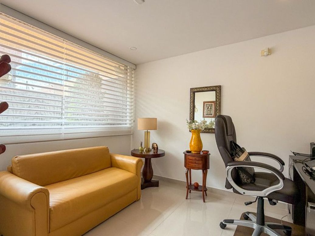 Casa de 4 alcobas en venta en Casa Blanca, Bogotá, 215 m² · foto 4 de 20