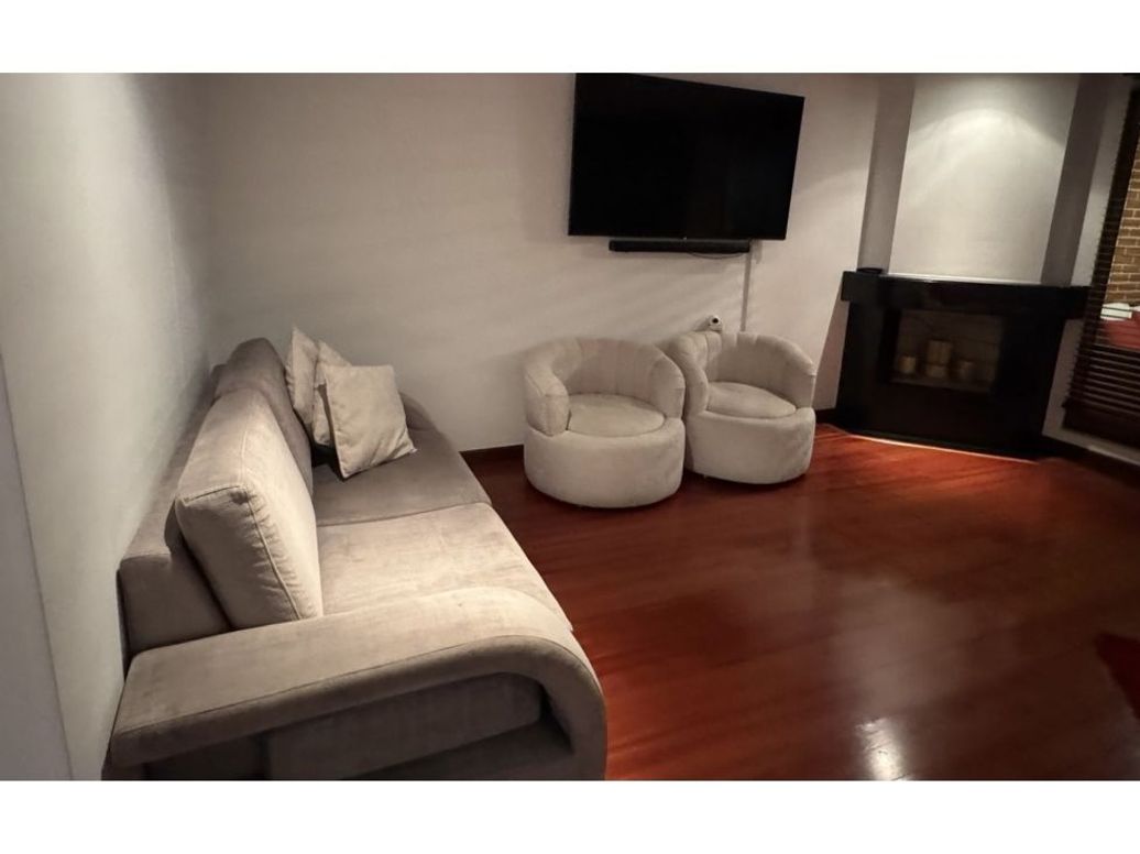 Apartamento en venta en Lagos De Cordoba, Bogotá · foto 4 de 10
