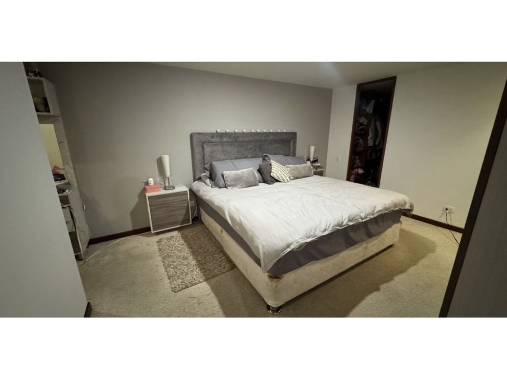 Apartamento en venta en Lagos De Cordoba, Bogotá · foto 8 de 10