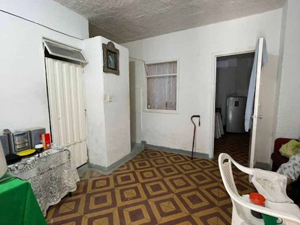 Casa de 7 alcobas en venta en San Joaquín, Bogotá, 190 m² · foto 4 de 20
