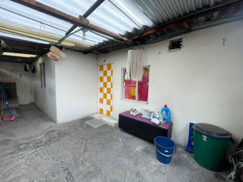 Casa de 7 alcobas en venta en San Joaquín, Bogotá, 190 m² · foto 12 de 20