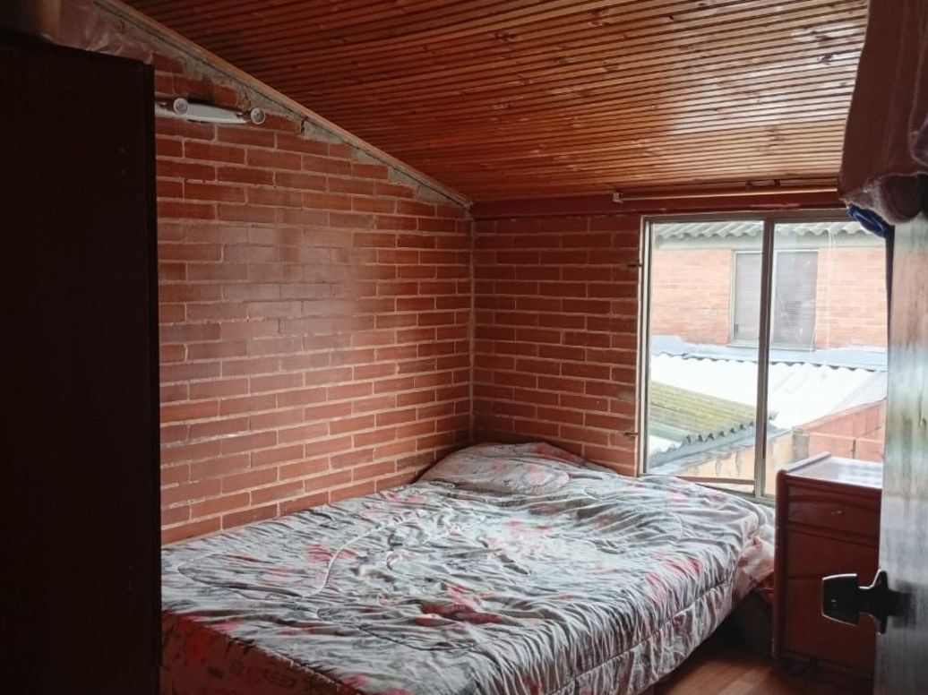 Casa de 3 alcobas en venta en Ub. Ciudadela Colsubsidio, Bogotá, 148 m² · foto 5 de 15