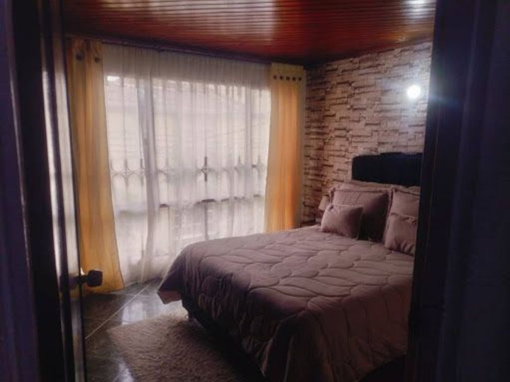 Casa de 4 alcobas en venta en Villas De Granada, Bogotá, 120 m² · foto 18 de 20