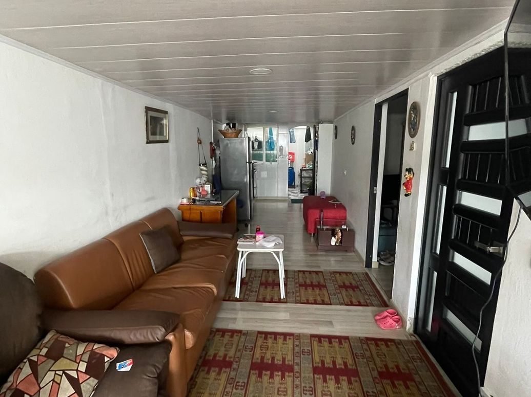 Casa de 4 alcobas en venta en Villas Del Madrigal, Bogotá, 240 m² · foto 7 de 16