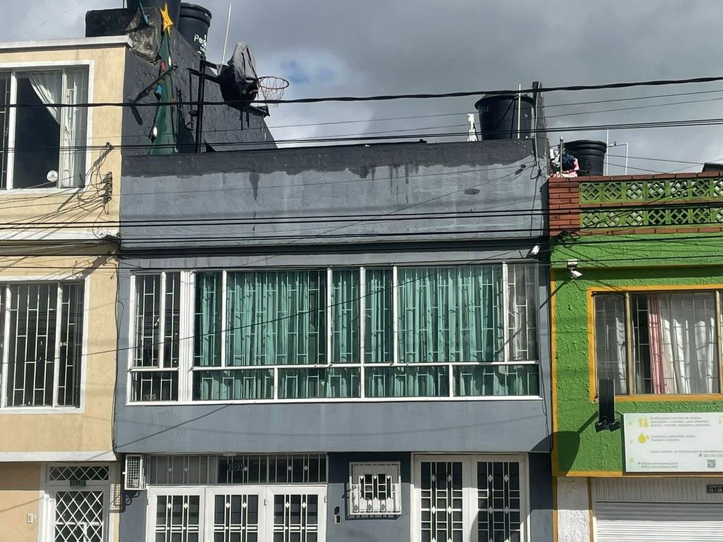 Casa de 4 alcobas en venta en Villas Del Madrigal, Bogotá, 240 m² · foto 12 de 16