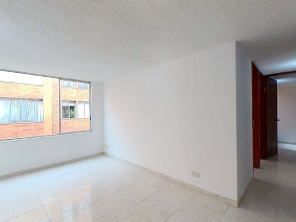 Apartamento de 2 alcobas en venta en Los Pantanos, Bogotá, 55 m² · foto 2 de 17