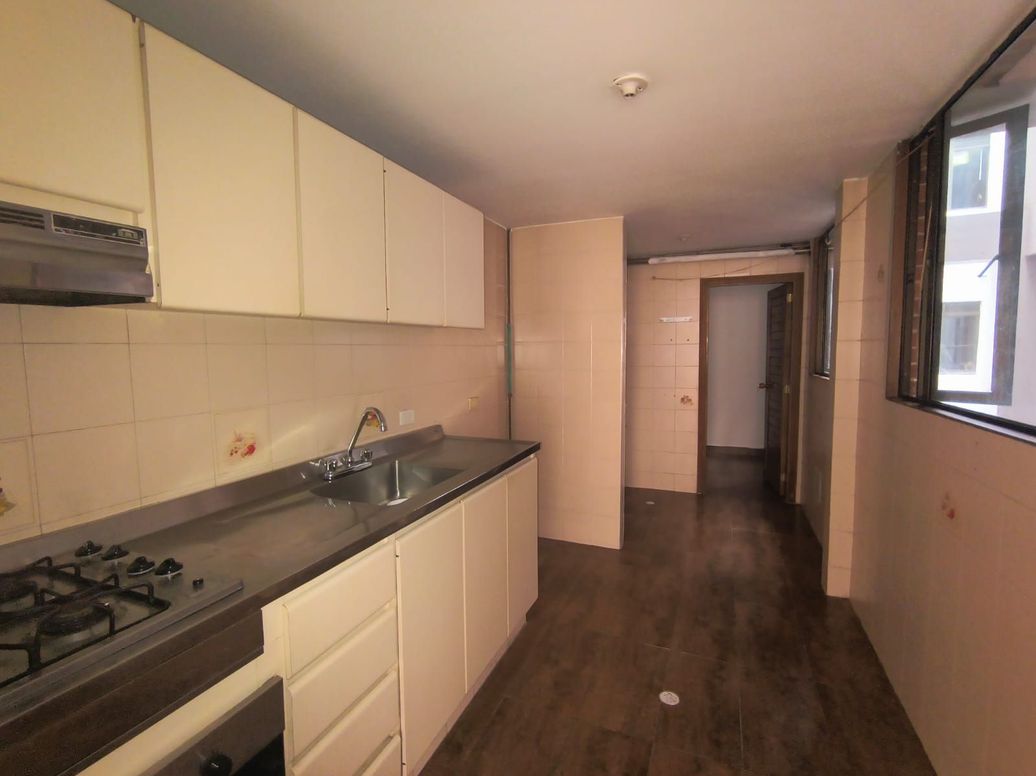 Apartamento de 3 alcobas en venta en Rincon Del Chicó, Bogotá, 115 m² · foto 5 de 14