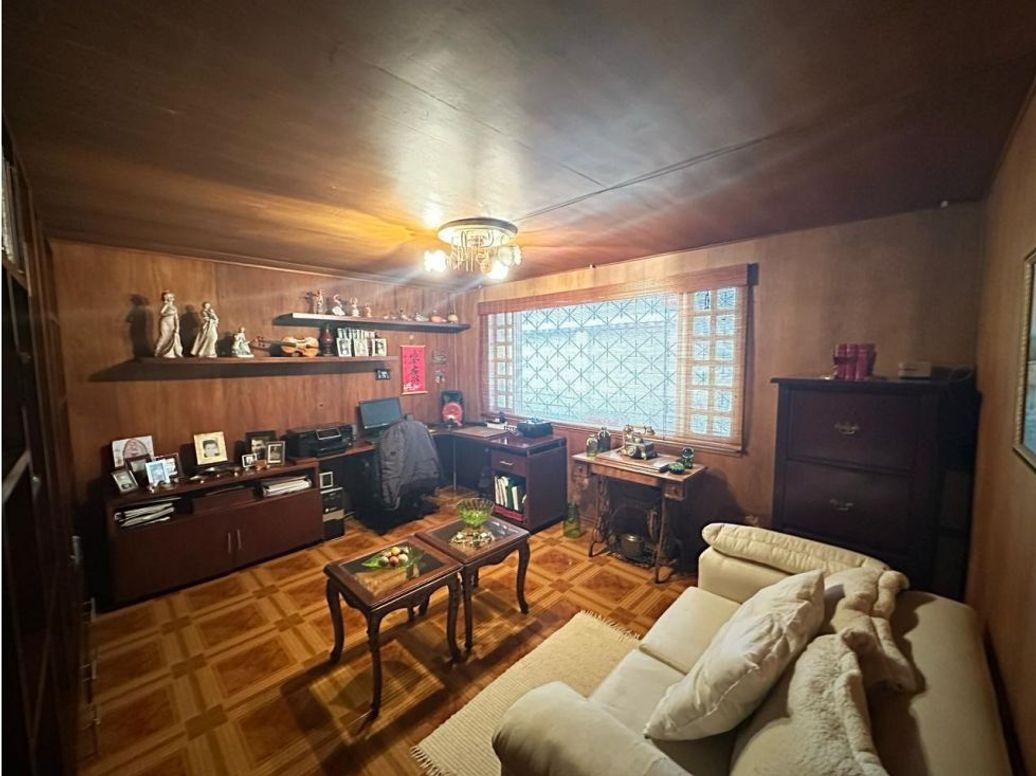 Casa de 12 alcobas en venta en El Contador, Bogotá, 490 m² · foto 14 de 20