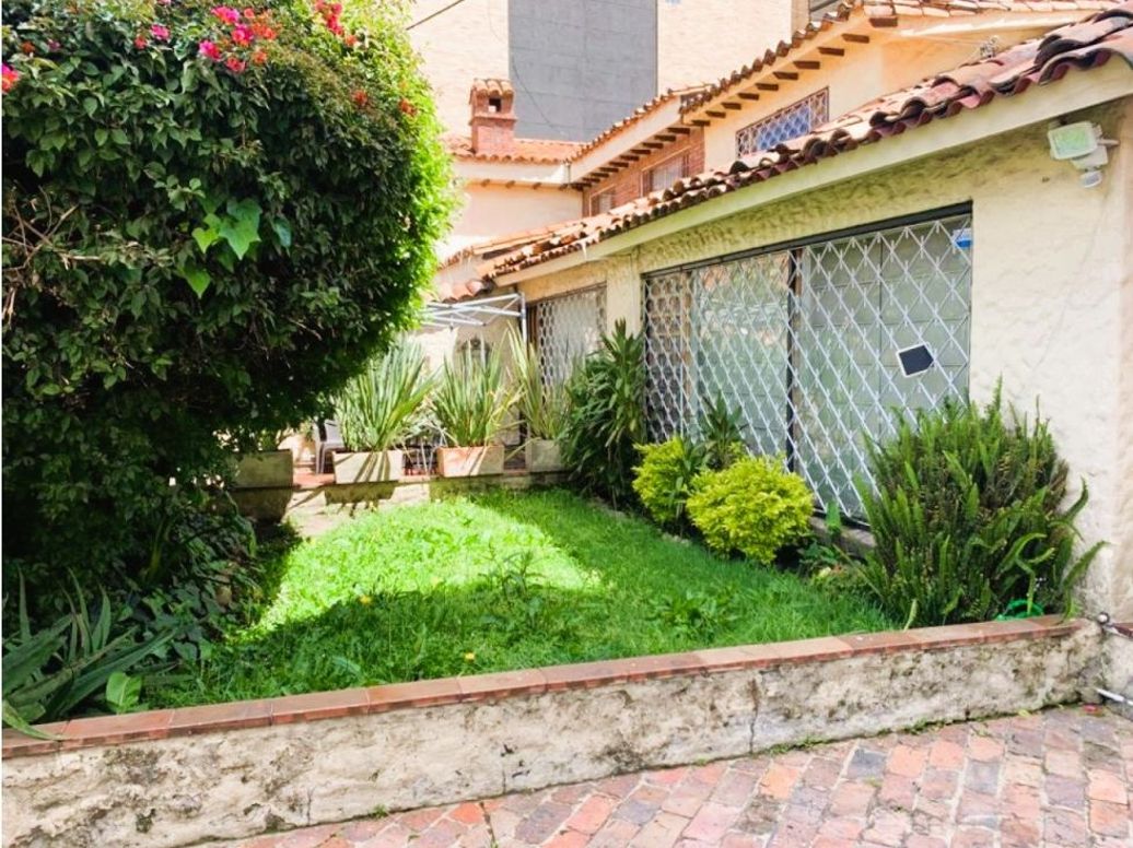 Casa de 12 alcobas en venta en El Contador, Bogotá, 490 m² · foto 5 de 20