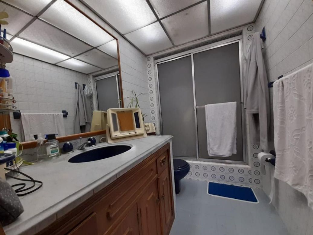 Casa de 4 alcobas en venta en El Contador, Bogotá, 211 m² · foto 12 de 20