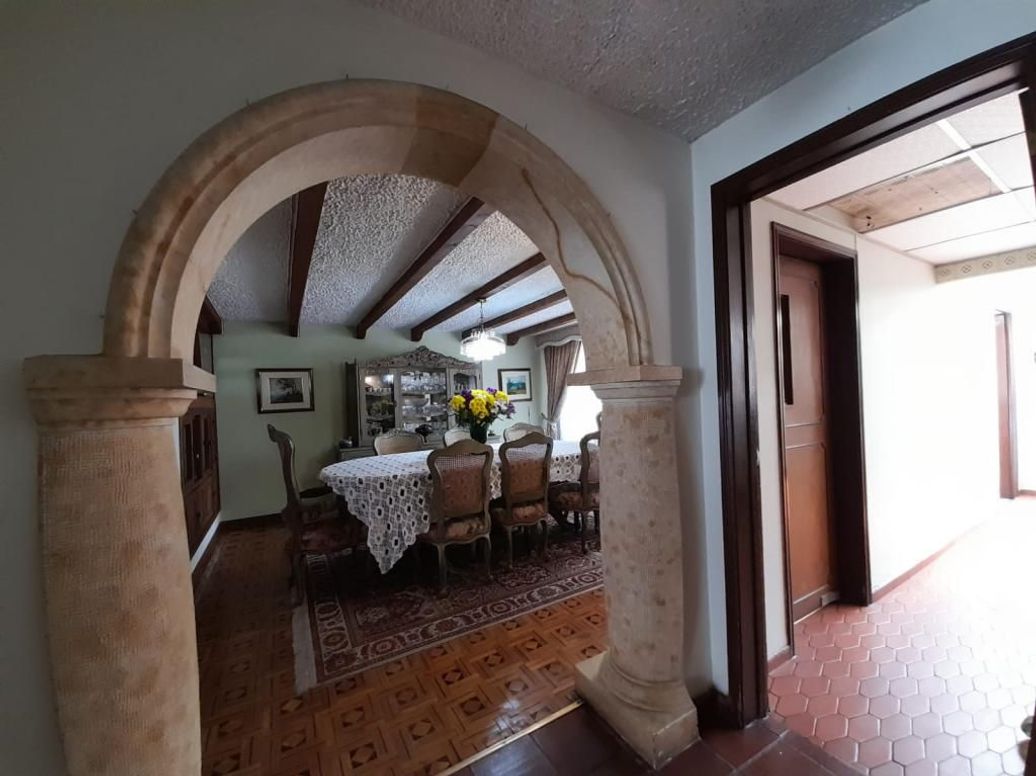 Casa de 4 alcobas en venta en El Contador, Bogotá, 211 m² · foto 18 de 20