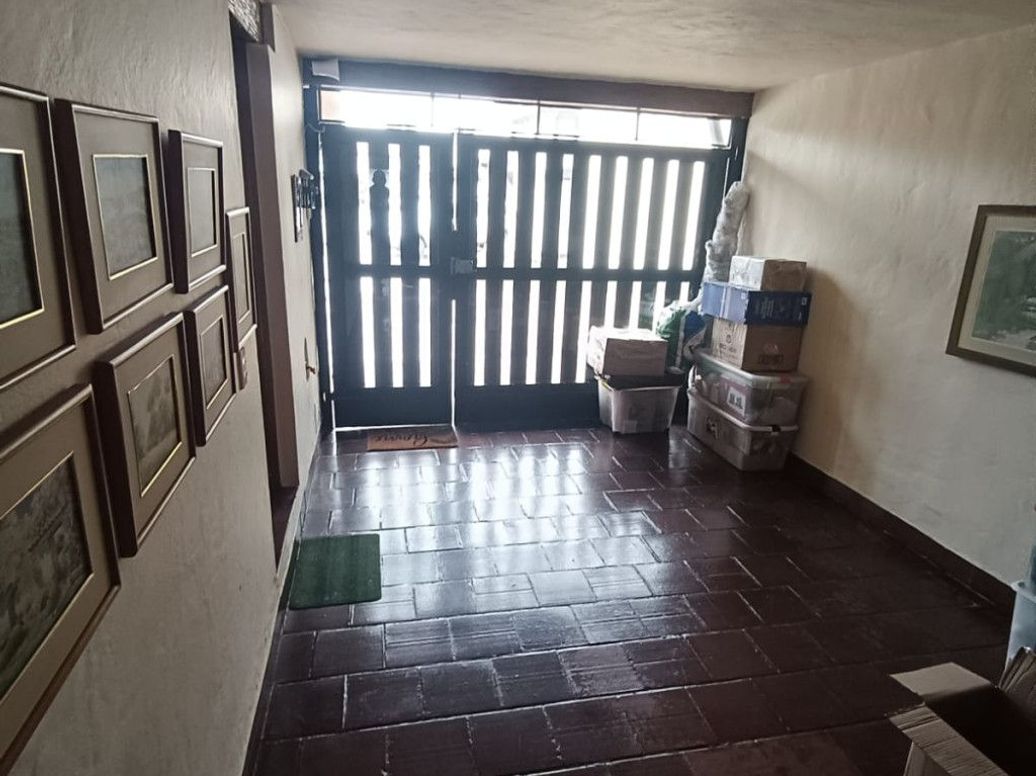 Casa de 3 alcobas en venta en Ub. Santa Coloma, Bogotá, 191 m² · foto 3 de 20