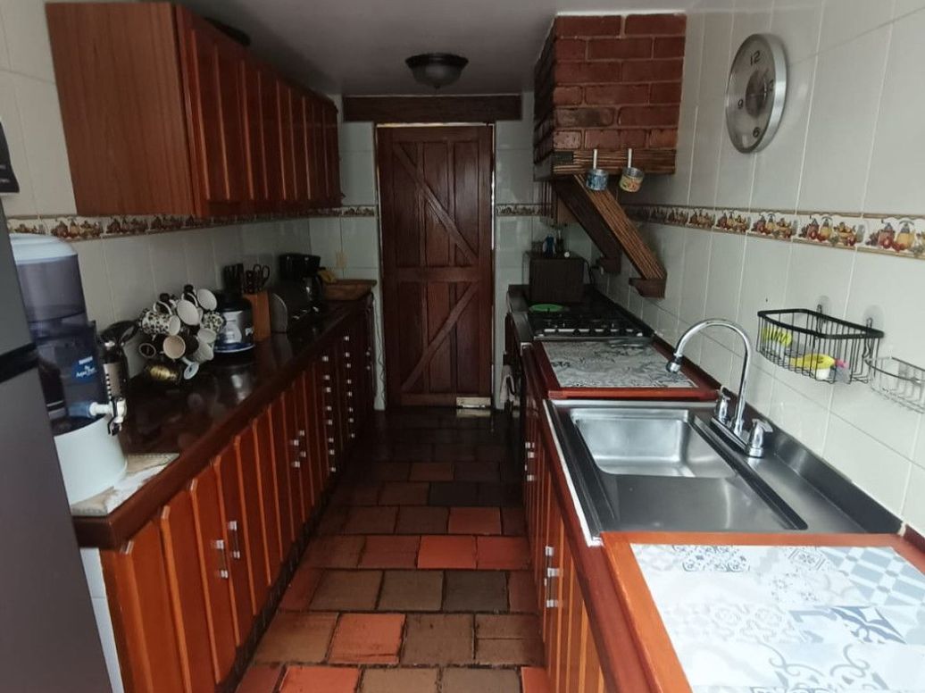Casa de 3 alcobas en venta en Ub. Santa Coloma, Bogotá, 191 m² · foto 18 de 20