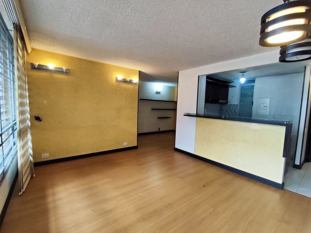 Apartamento de 3 alcobas en arriendo en Villa Alsacia 2, Bogotá, 95 m² · foto 2 de 20
