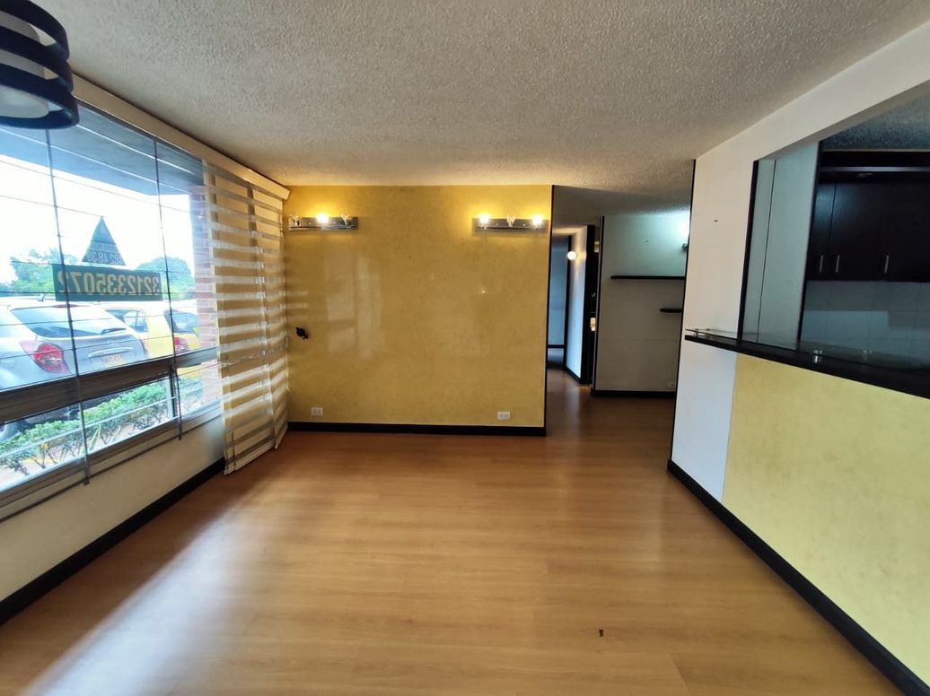 Apartamento de 3 alcobas en arriendo en Villa Alsacia 2, Bogotá, 95 m² · foto 3 de 20