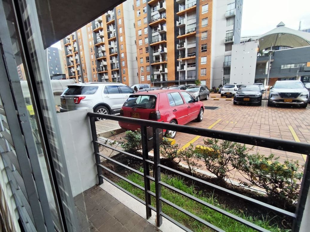 Apartamento de 3 alcobas en arriendo en Villa Alsacia 2, Bogotá, 95 m² · foto 4 de 20
