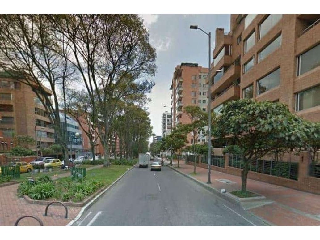 Apartamento de 3 alcobas en venta en Rincon Del Chicó, Bogotá, 176 m² · foto 3 de 5