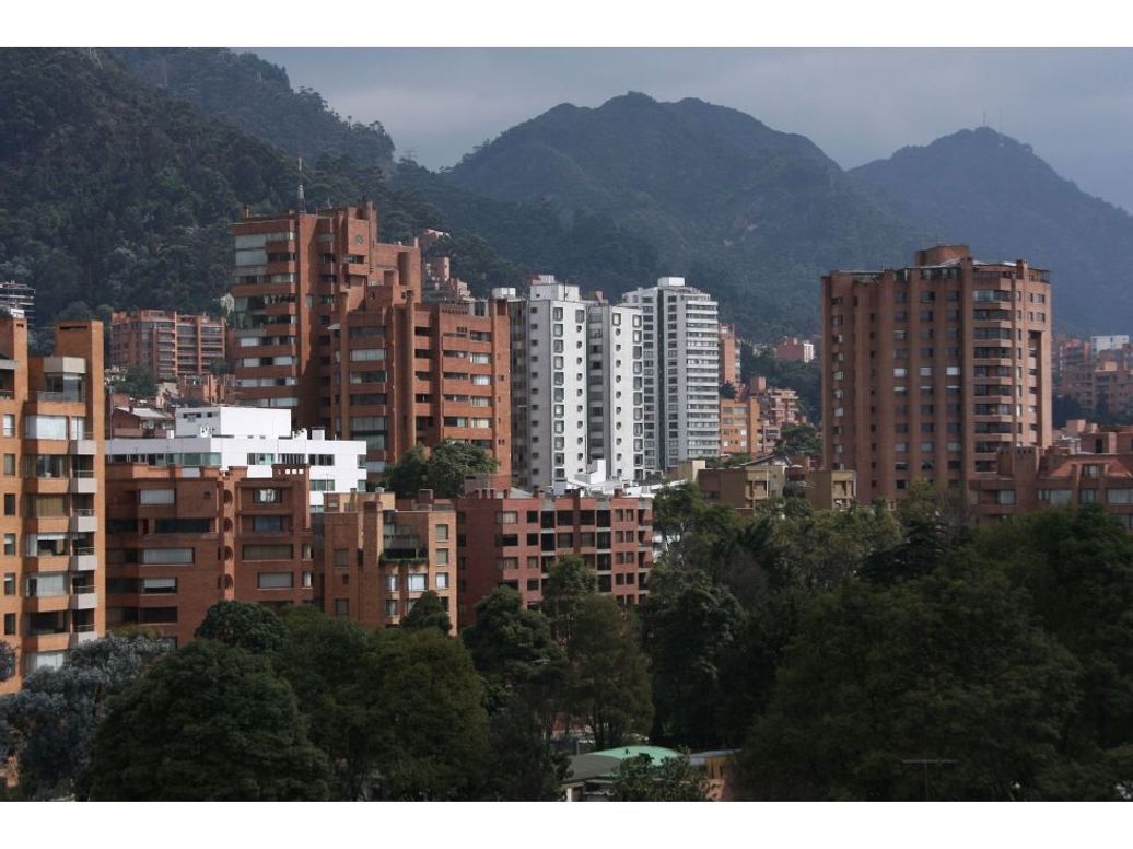 Apartamento de 4 alcobas en venta en Chicó Norte, Bogotá, 250 m² · foto 2 de 5