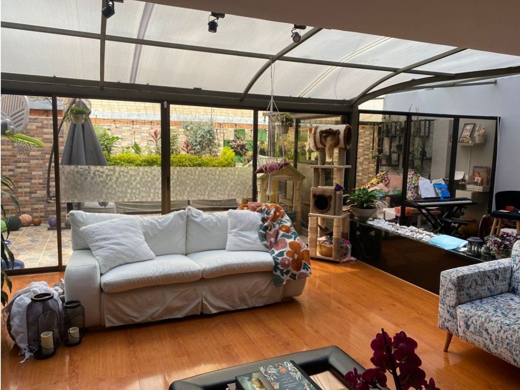 Apartamento de 3 alcobas en venta en Bella Suiza, Bogotá, 104 m² · foto 2 de 20