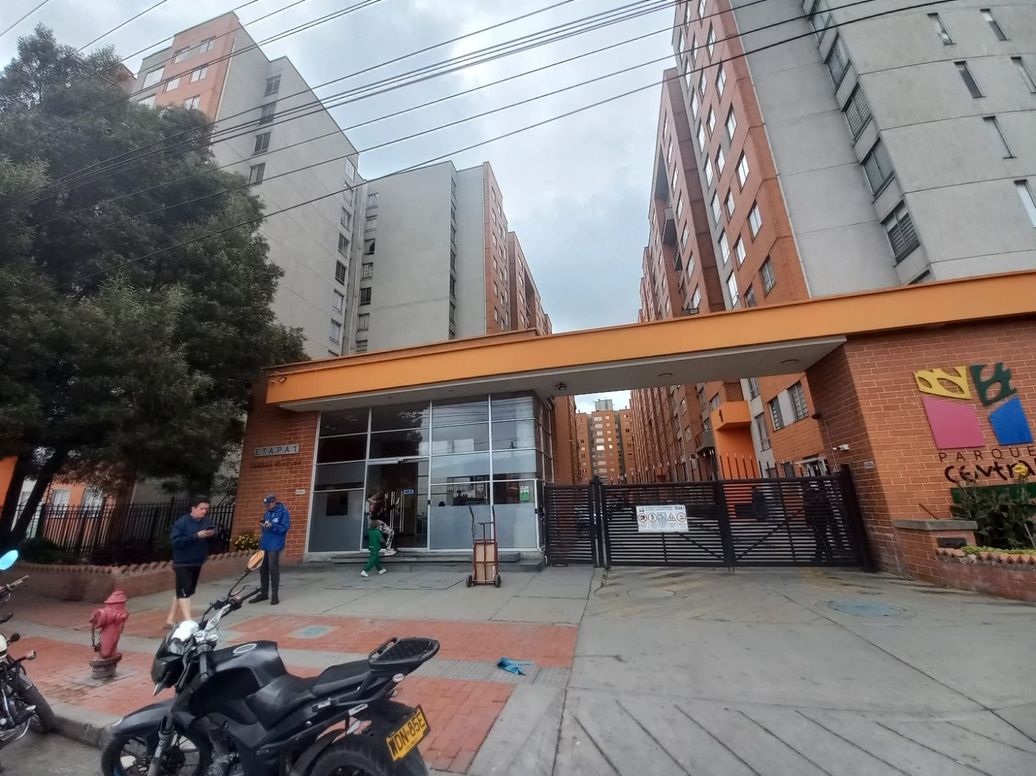 Apartamento de 3 alcobas en venta en Parque Central Tintal I Y Ii, Bogotá, 54 m² · foto 3 de 17