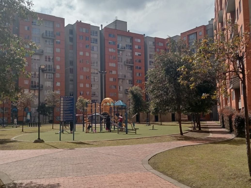 Apartamento de 3 alcobas en venta en Parque Central Tintal I Y Ii, Bogotá, 54 m² · foto 8 de 17
