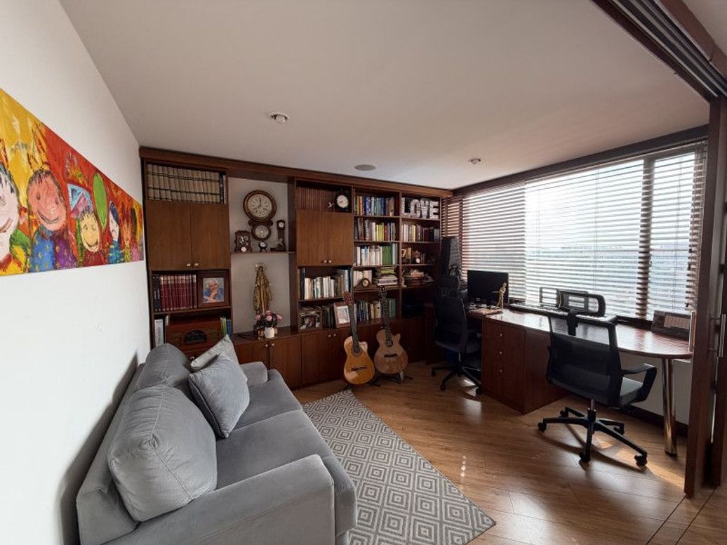 Apartamento de 3 alcobas en venta en Cr. El Bosque, Bogotá, 182 m² · foto 8 de 20