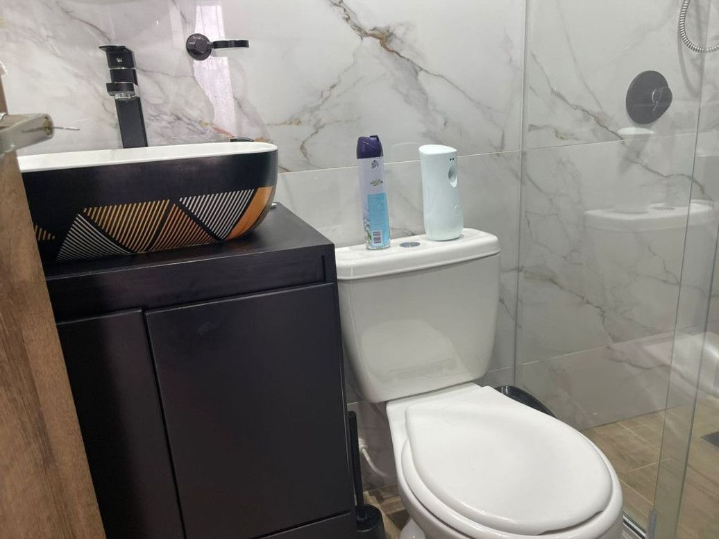 Apartamento de 3 alcobas en venta en Ub. San Luis, Bogotá, 40 m² · foto 9 de 16