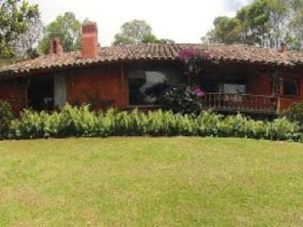 Casa de 6 alcobas en venta en Colinas De Suba, Bogotá, 1600 m² · foto 13 de 15