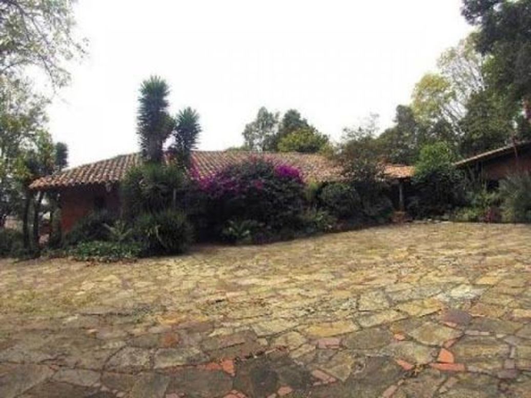 Casa de 6 alcobas en venta en Colinas De Suba, Bogotá, 1600 m² · foto 8 de 15