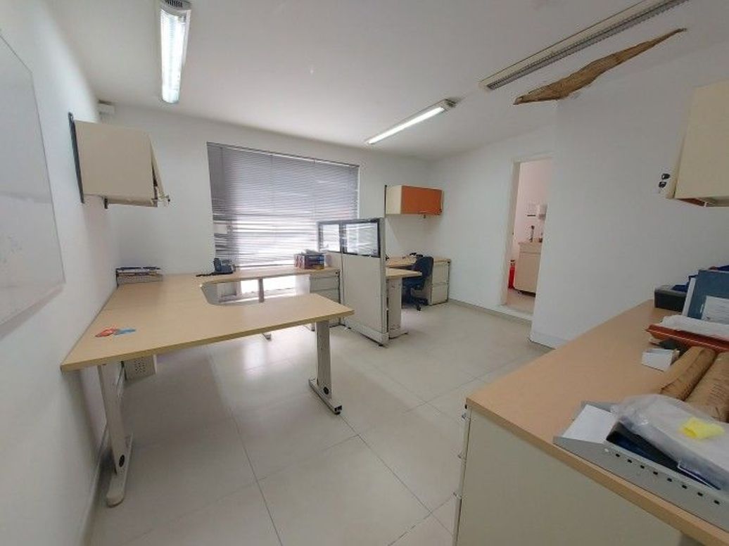 Casa de 15 alcobas en venta en Antiguo Country, Bogotá, 348 m² · foto 4 de 20