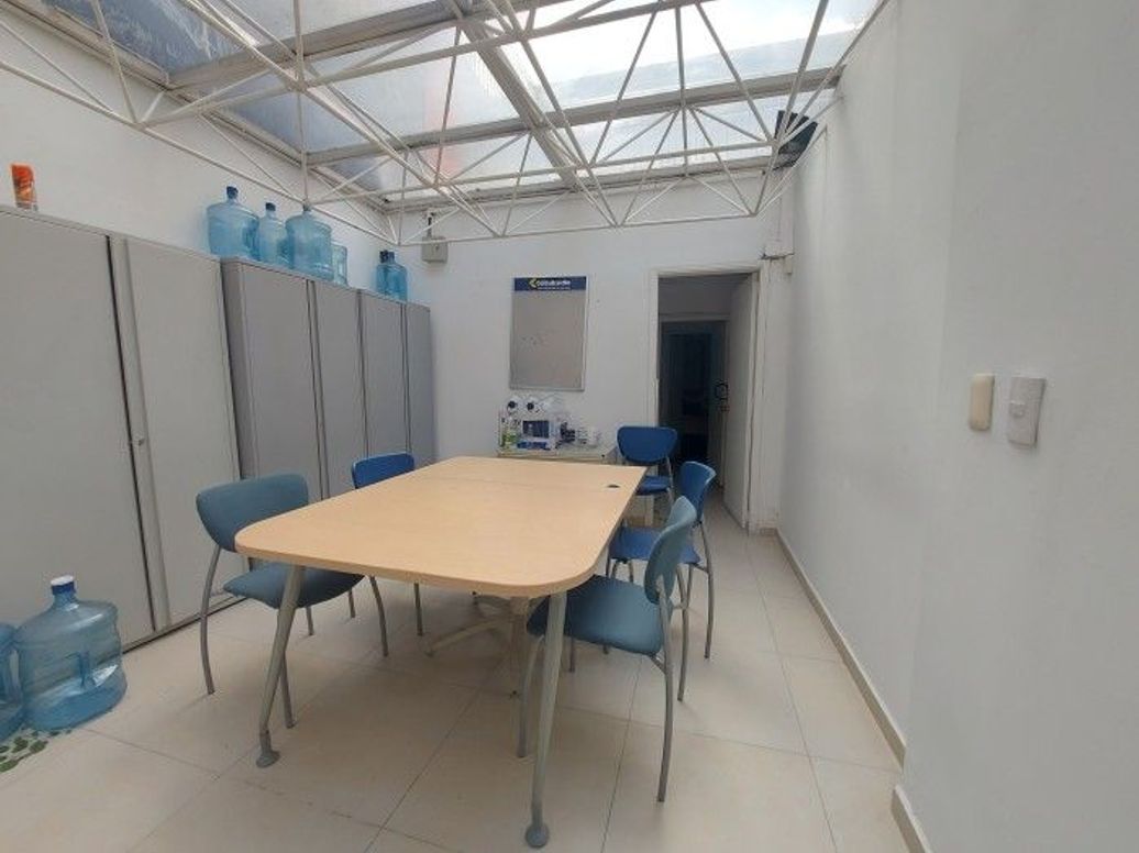 Casa de 15 alcobas en venta en Antiguo Country, Bogotá, 348 m² · foto 15 de 20